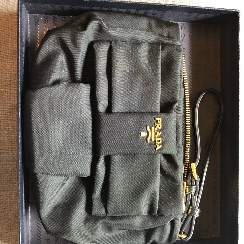 Prada Tessuto Nero Wristlet 1N1422